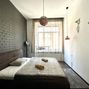 Apartment Wonderful Design In The Centre, Budapest