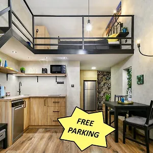 Apartment Luxury In The Center With Parking, Budapest